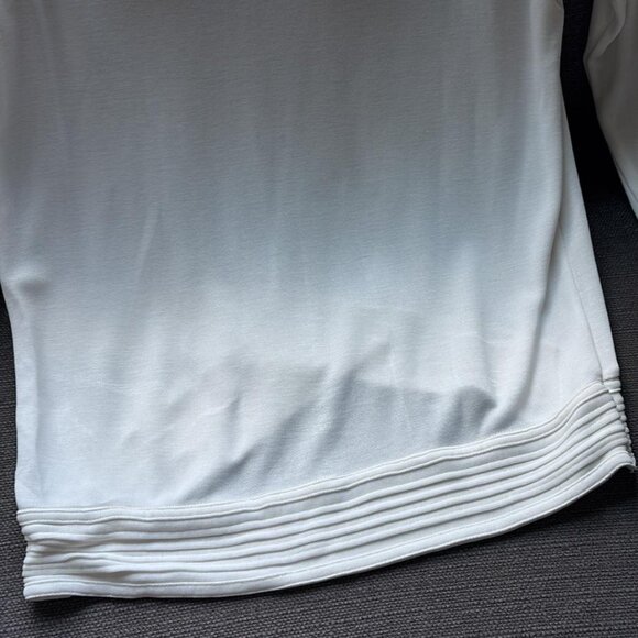 Athleta White Pleat Hem Crewneck Pullover Sweatshirt Size Medium - Picture 8 of 8